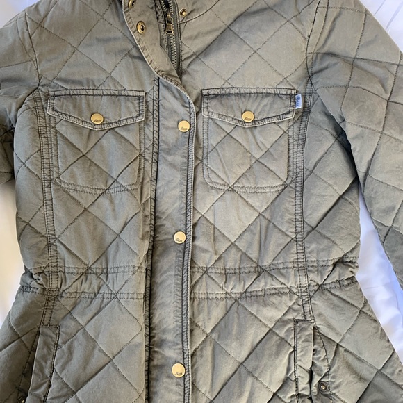 Quilted jacket size small - Picture 2 of 8
